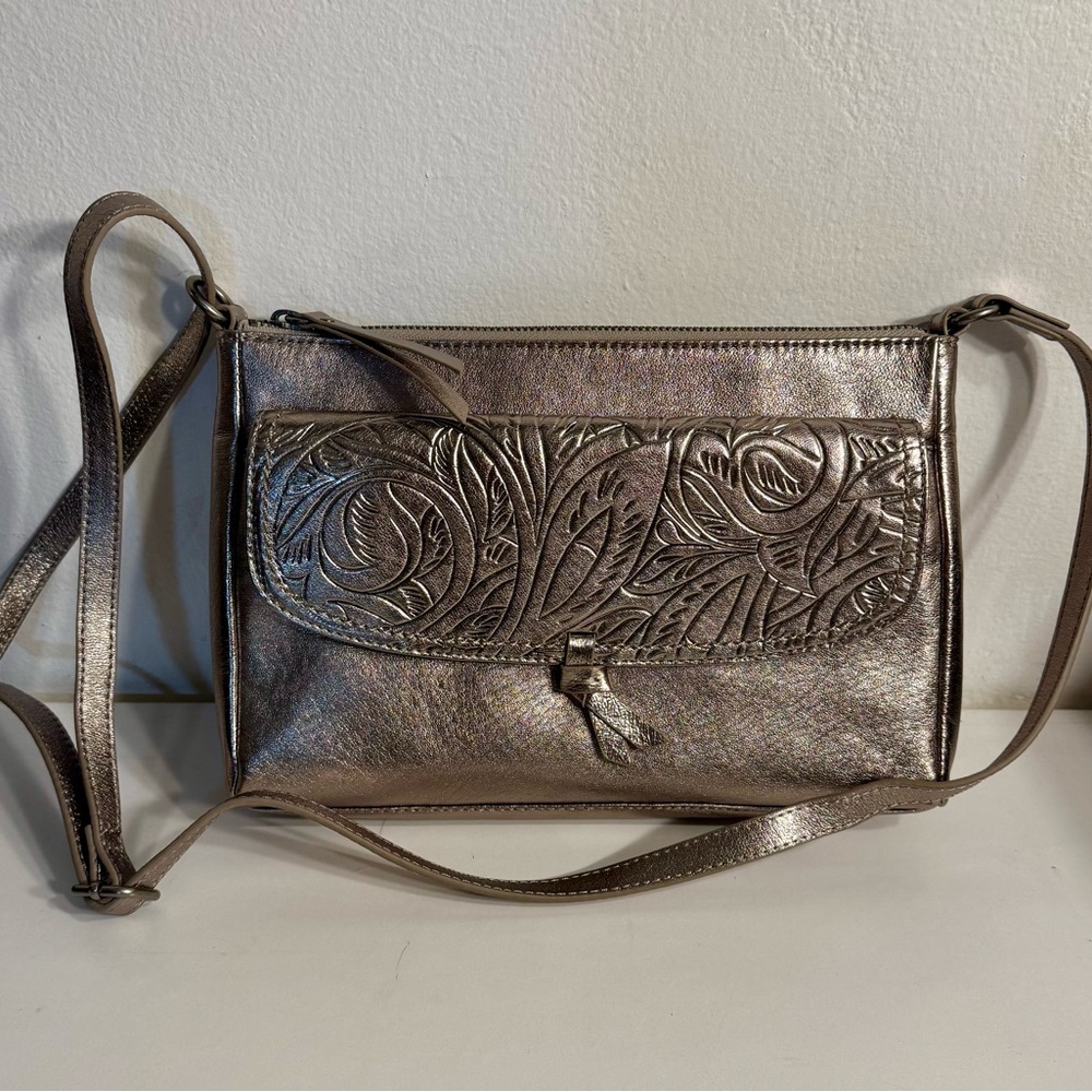 The Sak Ventura Small Cross Body Bag